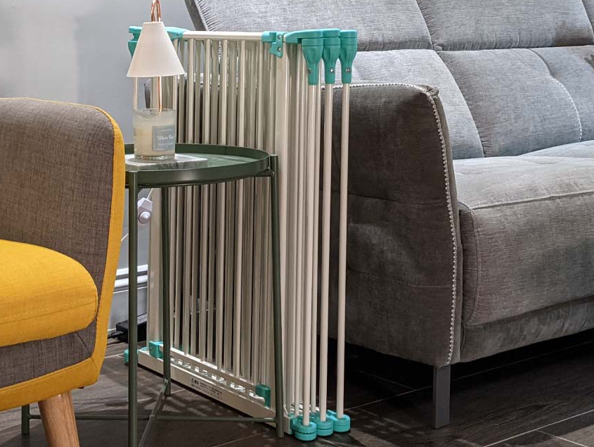 Tool-Free Assembly and Flat Storage